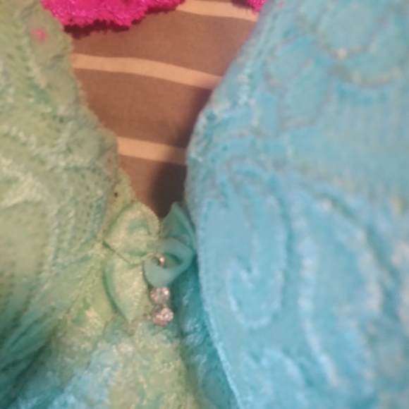 34C Lace Bras - Picture 2 of 4